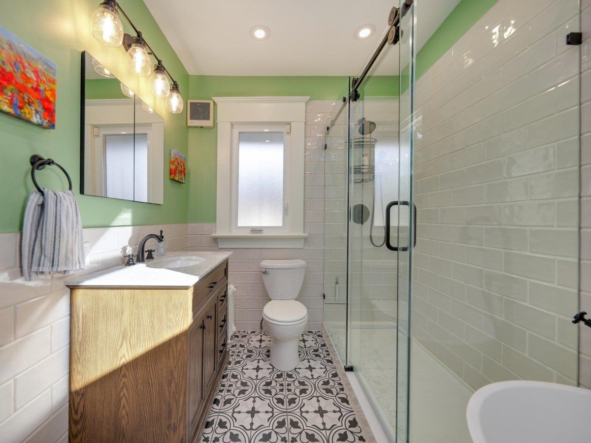 Mudroom Photo of 3480 Yukon Street, Vancouver, BC