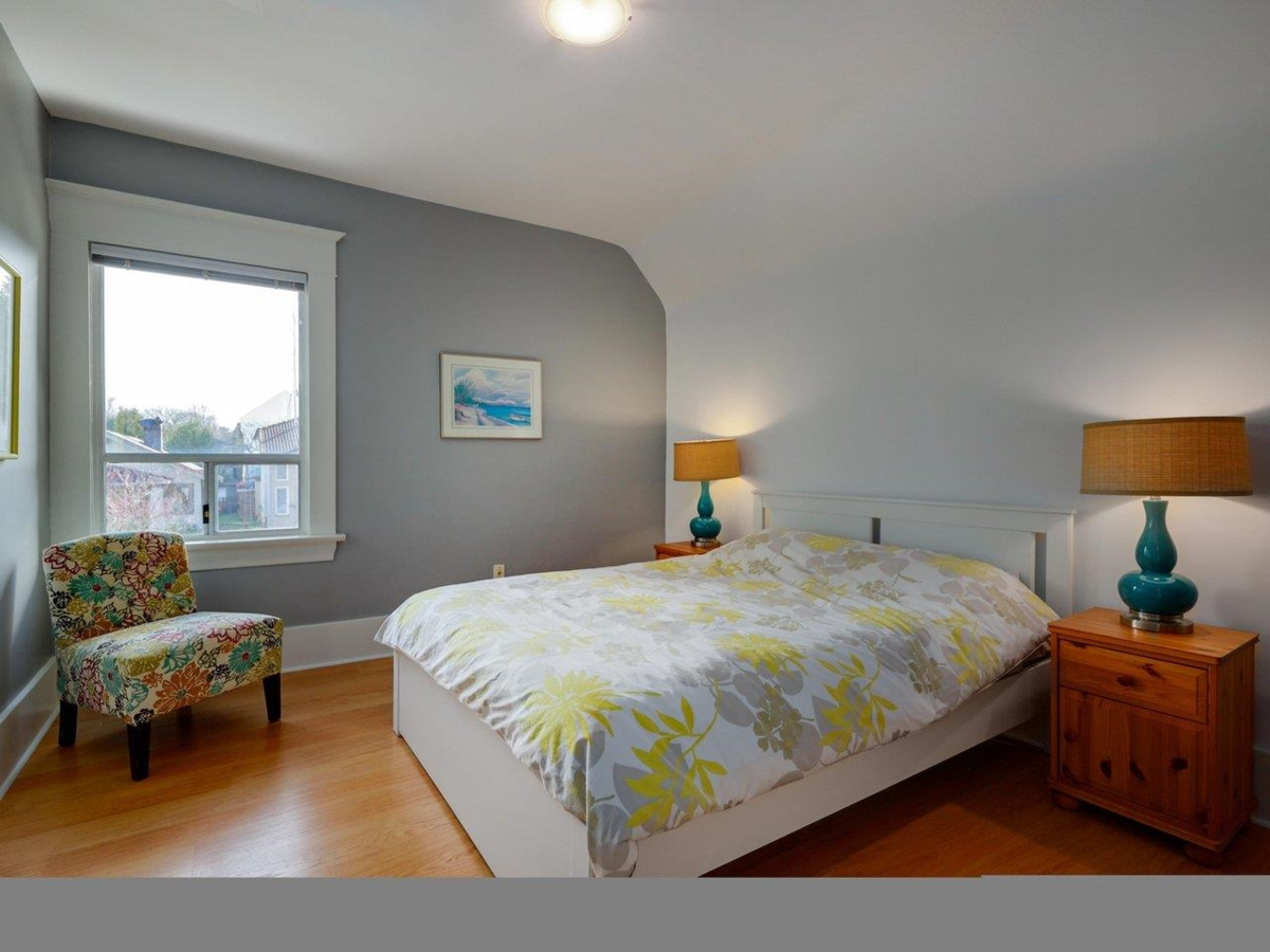 Staircase Photo of 3480 Yukon Street, Vancouver, BC