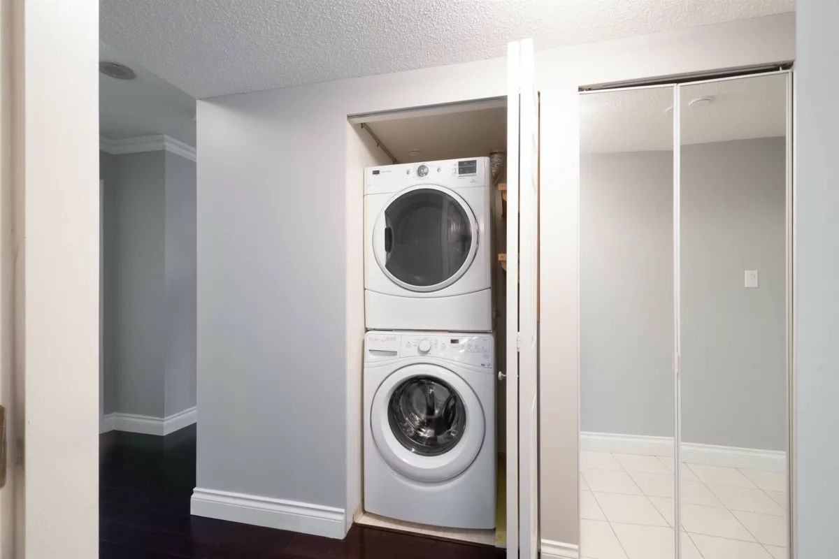 Hot Tub / Spa Photo of 403 13880 101 Avenue, Surrey, BC