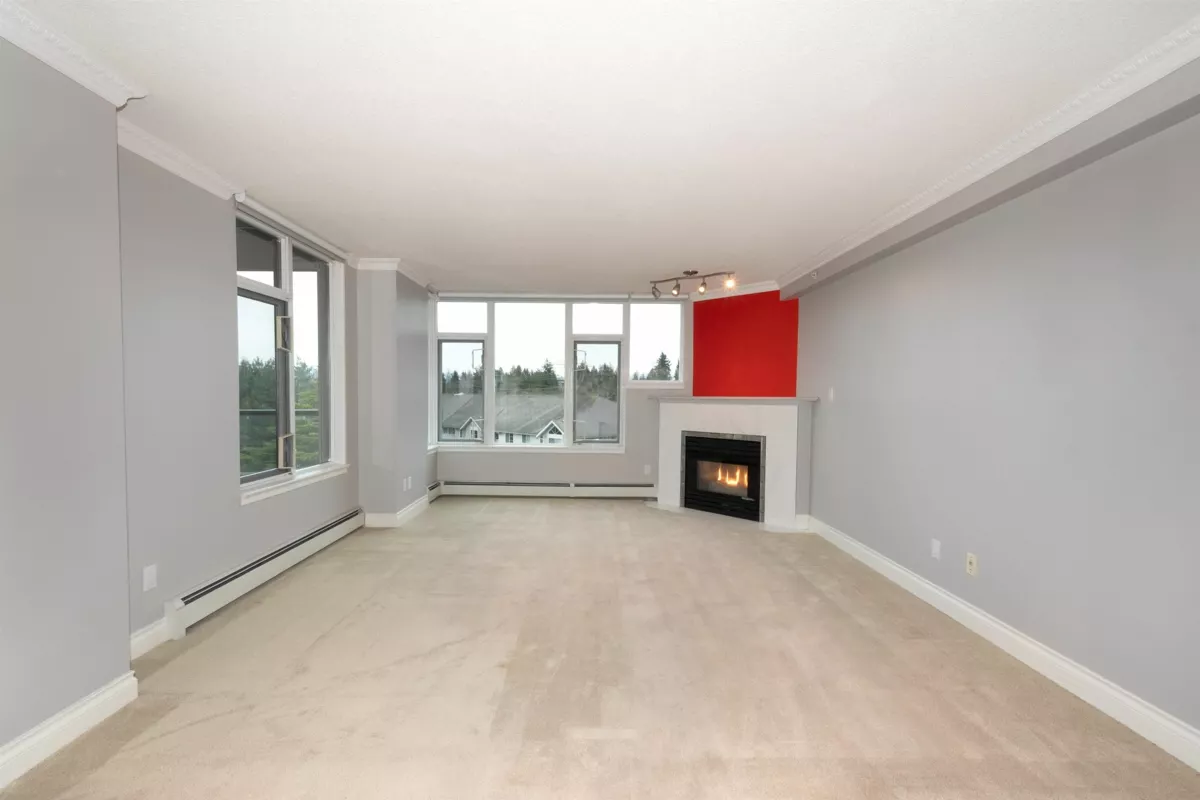 Kitchen Island Photo of 403 13880 101 Avenue, Surrey, BC