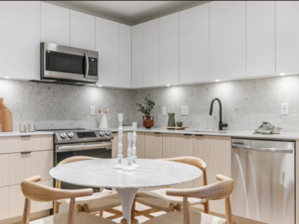 Dining Area Photo of 627 20769 Fraser Highway, Langley, BC
