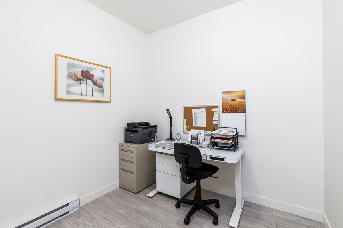 Office / Den Photo of A111 20834 80 Avenue, Langley, BC