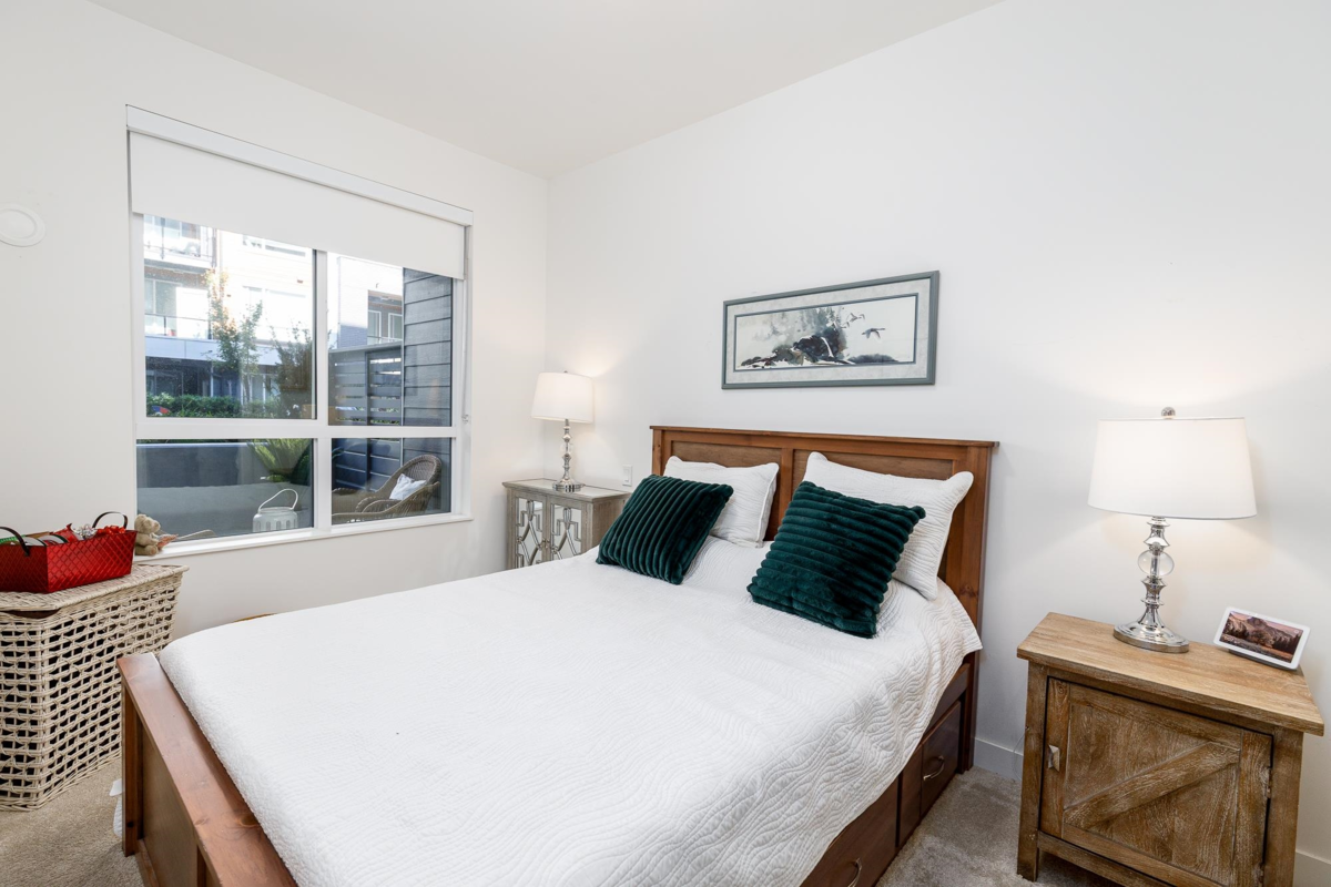 Walk-In Closet Photo of A111 20834 80 Avenue, Langley, BC