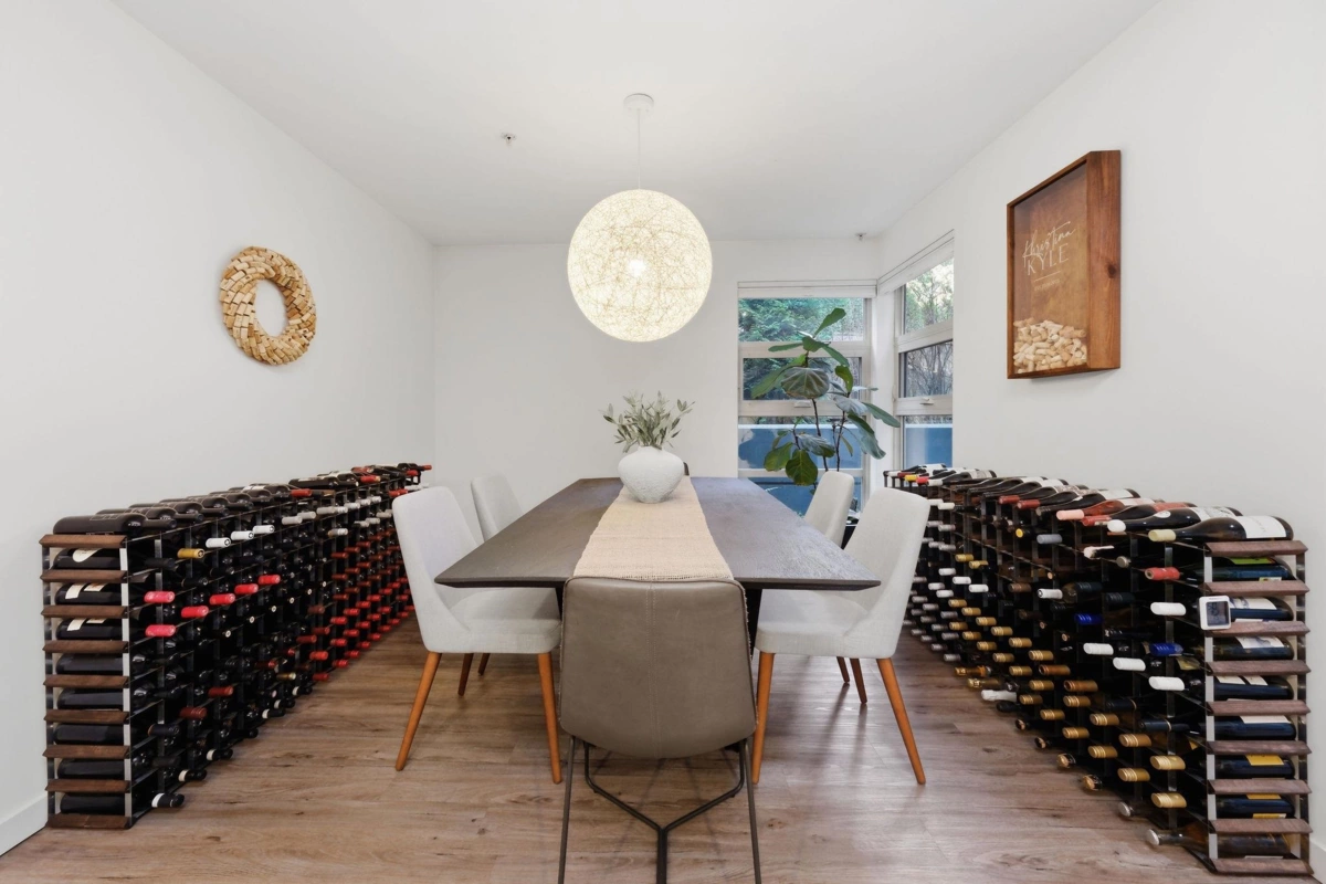 Breakfast Nook Photo of 105 2832 Capilano Road, North Vancouver, BC
