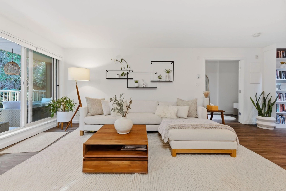 Dining Area Photo of 105 2832 Capilano Road, North Vancouver, BC