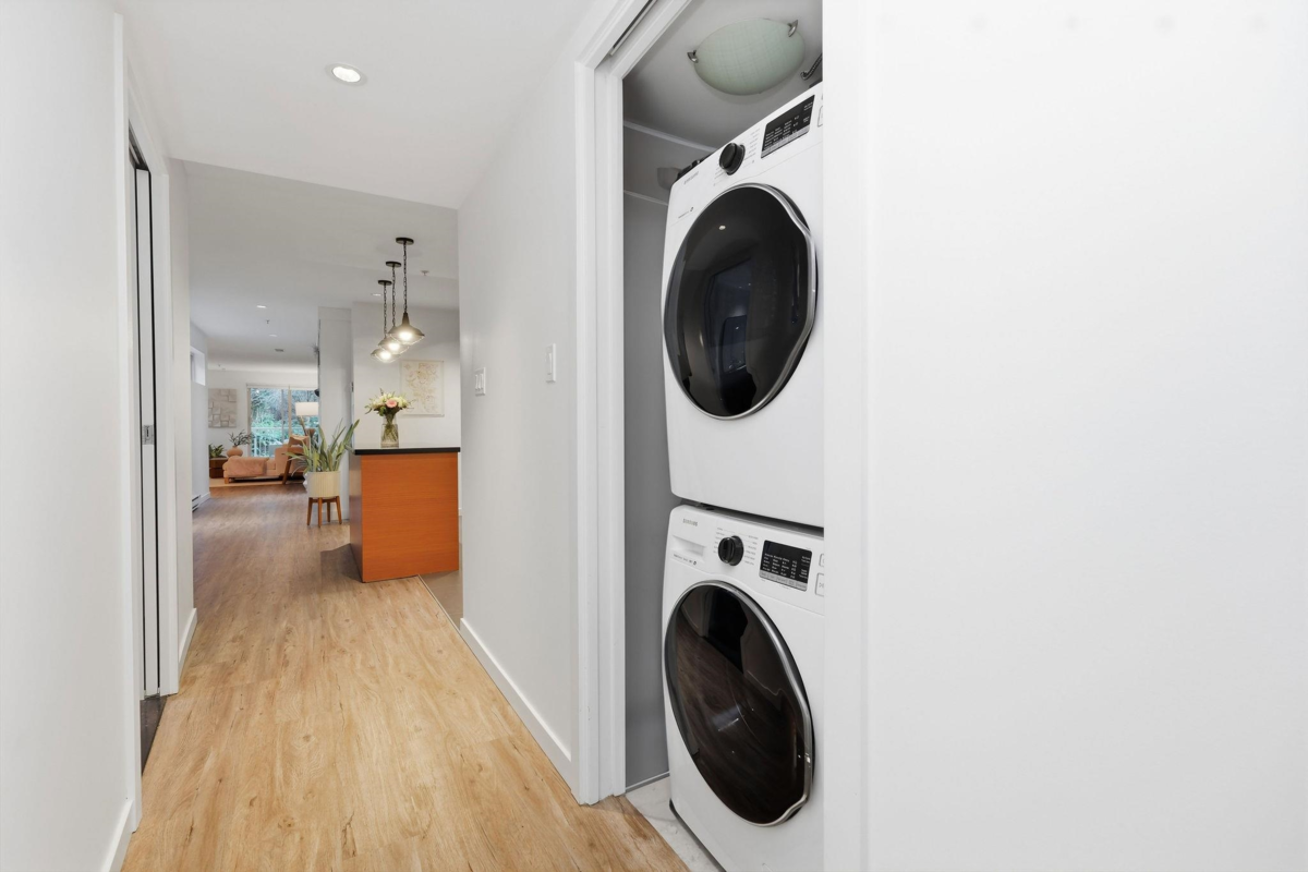 Garden / Landscaping Photo of 105 2832 Capilano Road, North Vancouver, BC