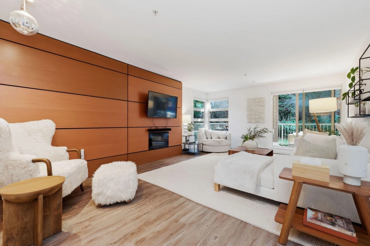 Kitchen Island Photo of 105 2832 Capilano Road, North Vancouver, BC
