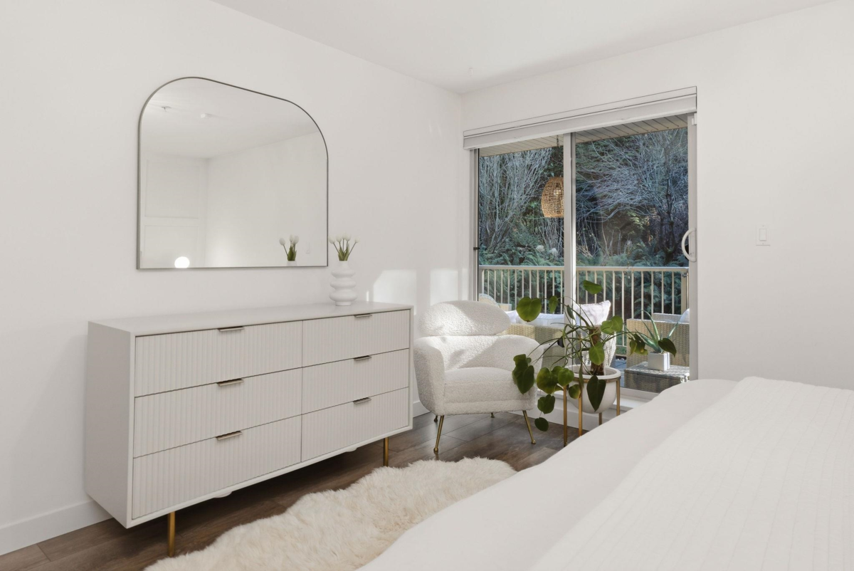 Staircase Photo of 105 2832 Capilano Road, North Vancouver, BC