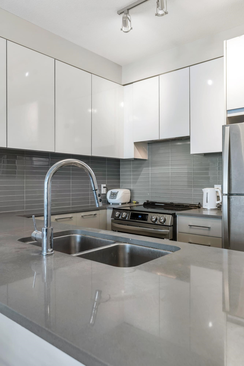 Kitchen Island Photo of 316 9168 Slopes Mews, Burnaby, BC