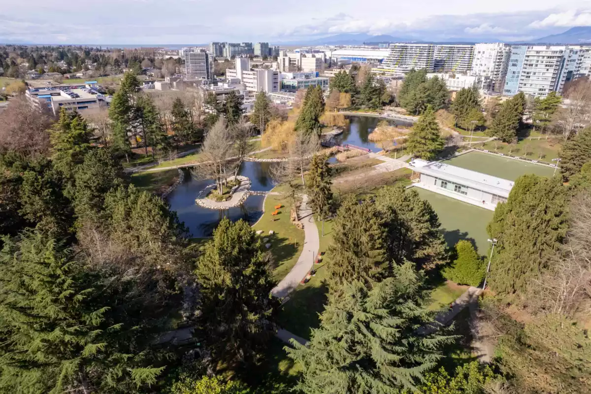 Garden / Landscaping Photo of 1215 6500 Minoru Boulevard, Richmond, BC
