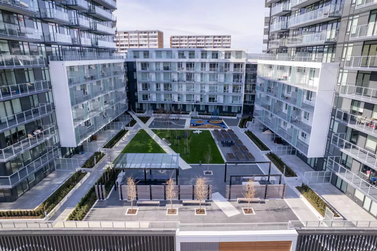 Hallway Photo of 1215 6500 Minoru Boulevard, Richmond, BC