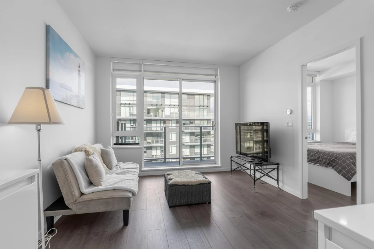Kitchen Photo of 1215 6500 Minoru Boulevard, Richmond, BC