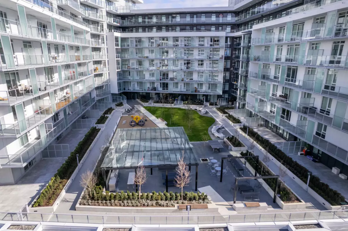 Laundry Room Photo of 1215 6500 Minoru Boulevard, Richmond, BC