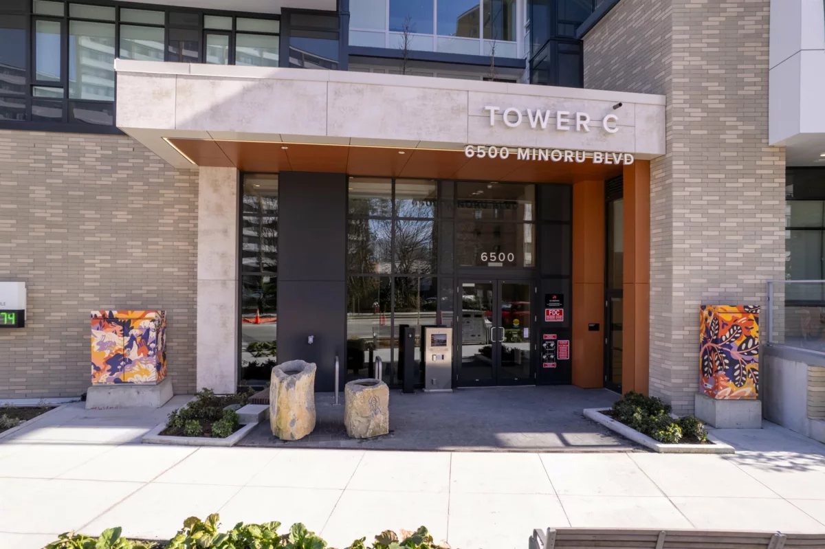 Living Room Photo of 1215 6500 Minoru Boulevard, Richmond, BC