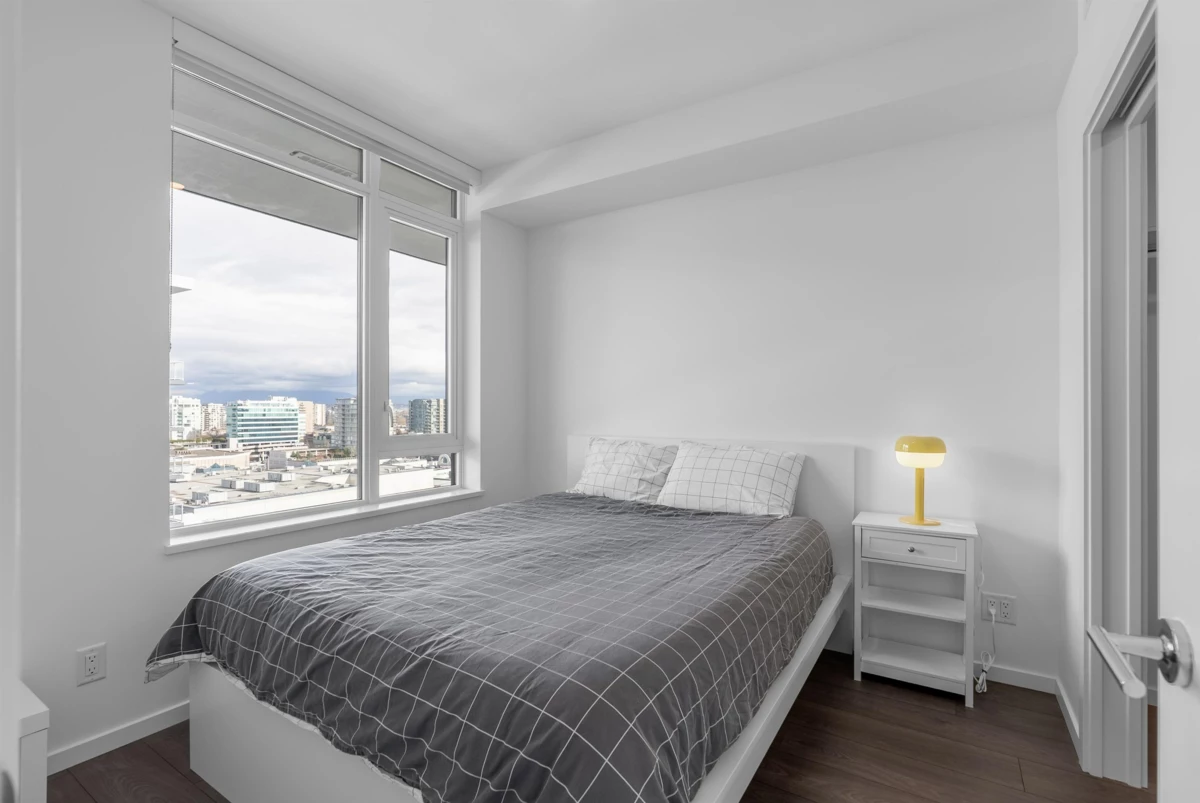 Walk-In Closet Photo of 1215 6500 Minoru Boulevard, Richmond, BC