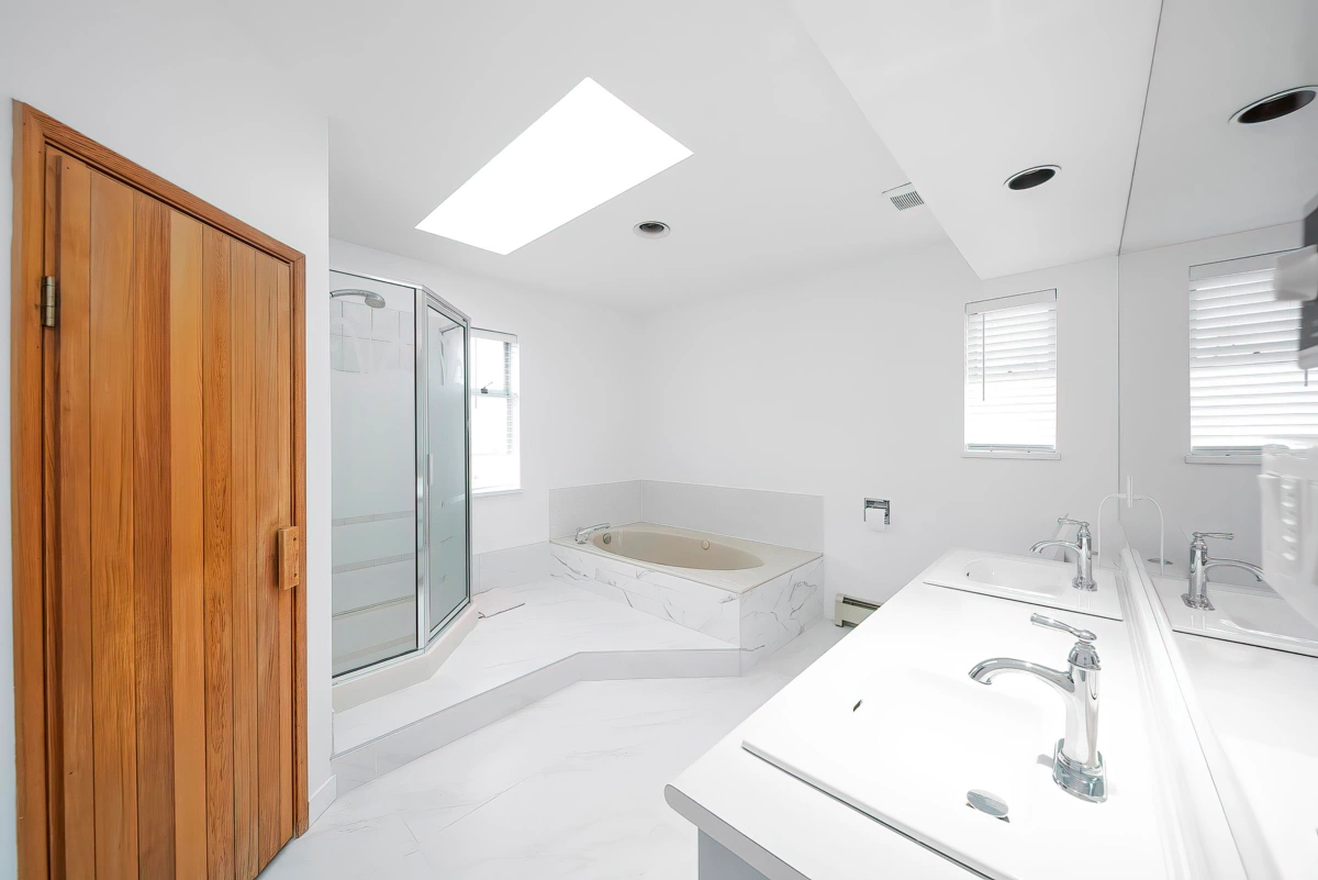 Outdoor Deck Photo of 5611 Holt Avenue, Richmond, BC