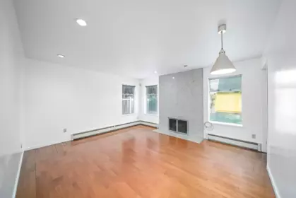Swimming Pool Photo of 5611 Holt Avenue, Richmond, BC