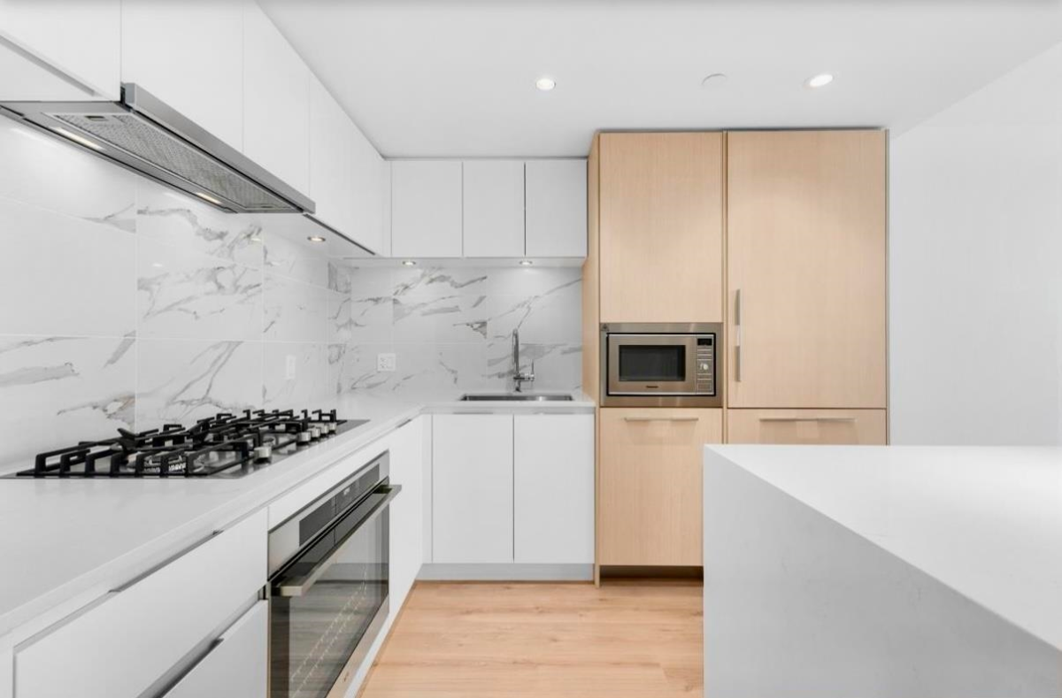 Family Room Photo of 1808 1500 Fern Street, North Vancouver, BC