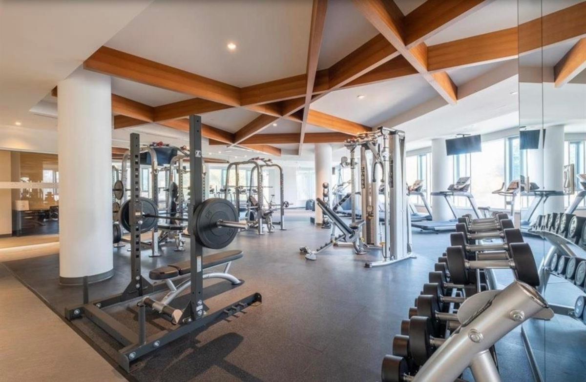 Guest Bathroom Photo of 1808 1500 Fern Street, North Vancouver, BC