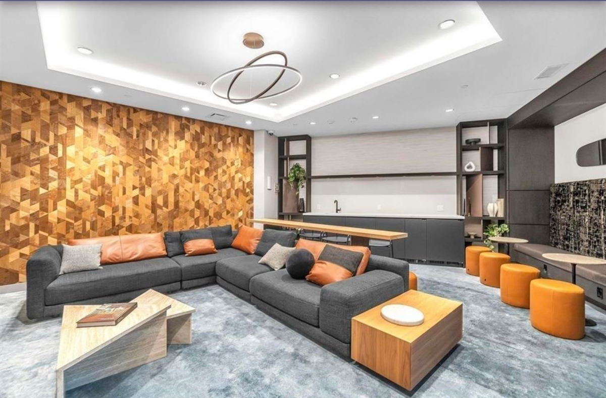 Pantry Photo of 1808 1500 Fern Street, North Vancouver, BC