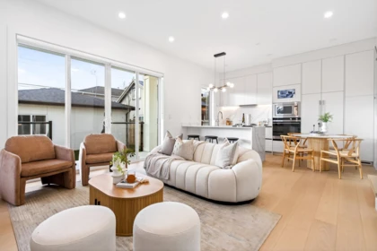 2 6933 Prince Edward Street, Vancouver, BC, Vancouver — Half Duplex for sale