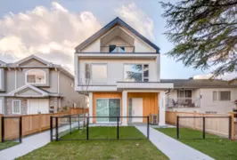 2 6933 Prince Edward Street, Vancouver, BC