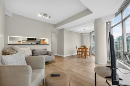 Breakfast Nook Photo of 2205 1200 Alberni Street, Vancouver, BC