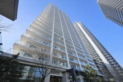706 3833 Evergreen Place, Burnaby, BC, Burnaby — Apartment/Condo for sale
