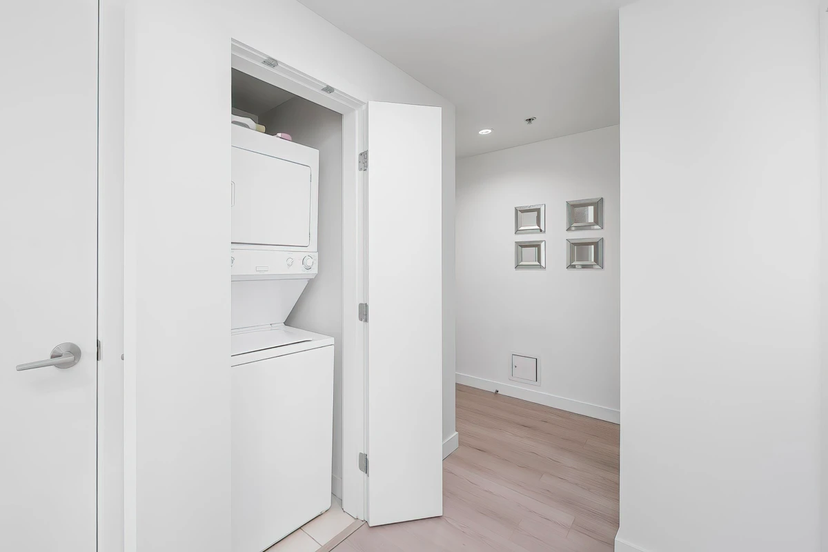 Family Room Photo of 1703 5900 Alderbridge Way, Richmond, BC