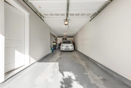 Hallway Photo of 27 5551 Admiral Way, Ladner, BC