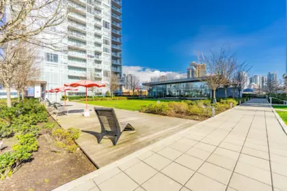 Backyard Photo of 3203 4670 Assembly Way, Burnaby, BC