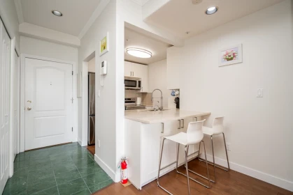 Kitchen Island Photo of 204 1765 Marine Drive, West Vancouver, BC