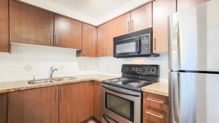 Walk-In Closet Photo of 405 3260 St Johns Street, Port Moody, BC