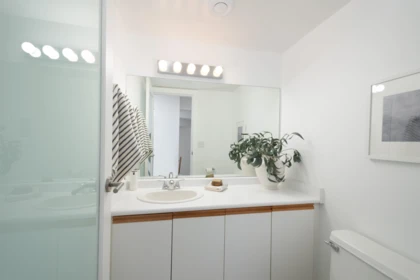 Primary Bathroom Photo of 420 3440 W Broadway, Vancouver, BC