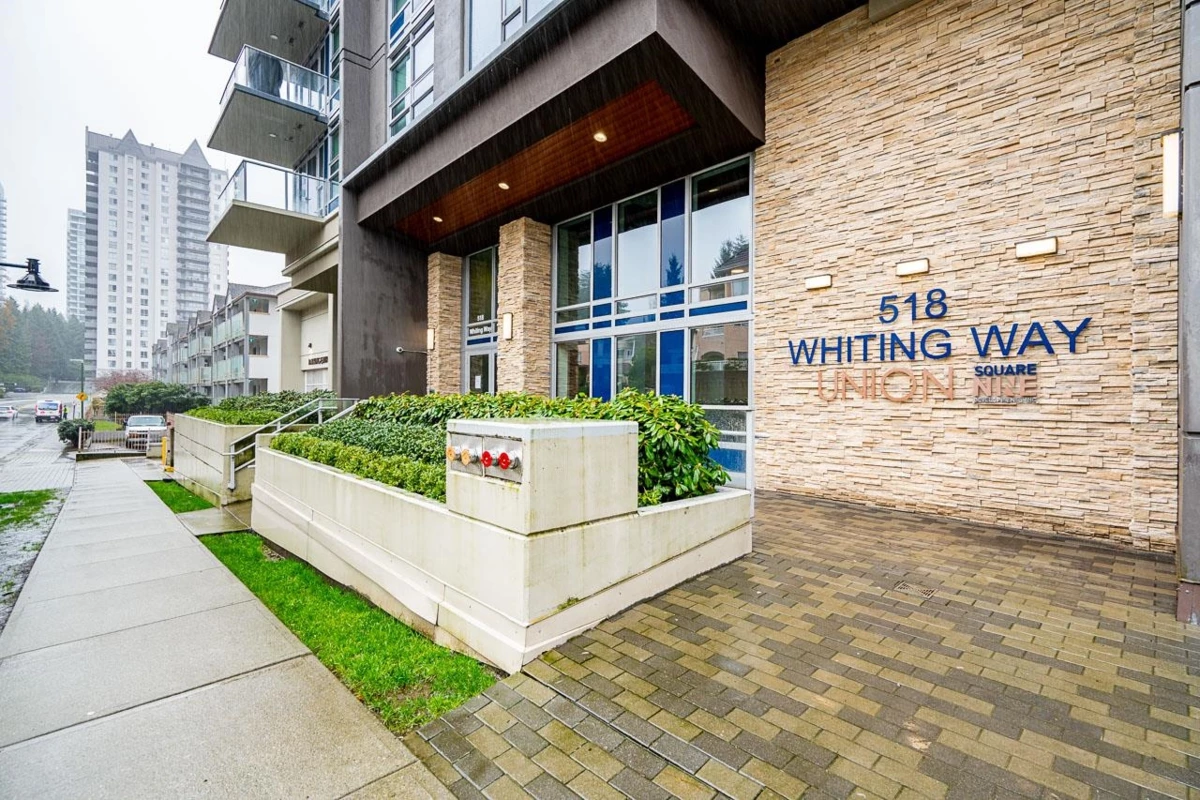 Family Room Photo of 1801 518 Whiting Way, Coquitlam, BC