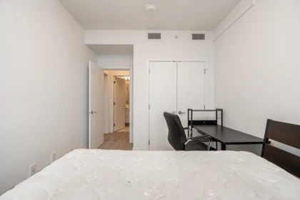 Hallway Photo of 1801 518 Whiting Way, Coquitlam, BC