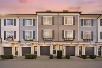 128 3010 Riverbend Drive, Coquitlam, BC, Coquitlam — Townhouse for sale