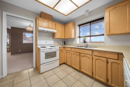 Basement Recreation Room Photo of 34495 Picton Place, Abbotsford, BC