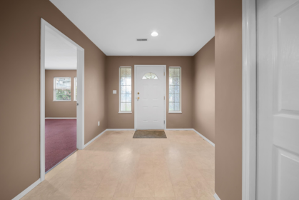 Swimming Pool Photo of 34495 Picton Place, Abbotsford, BC