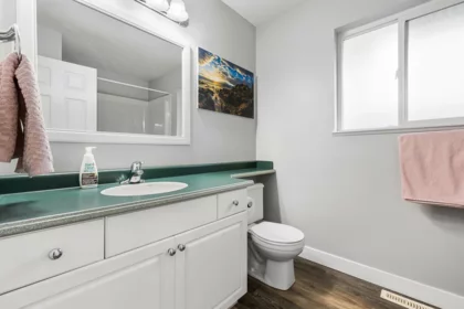 Mudroom Photo of 5642 Thornhill Street, Chilliwack, BC