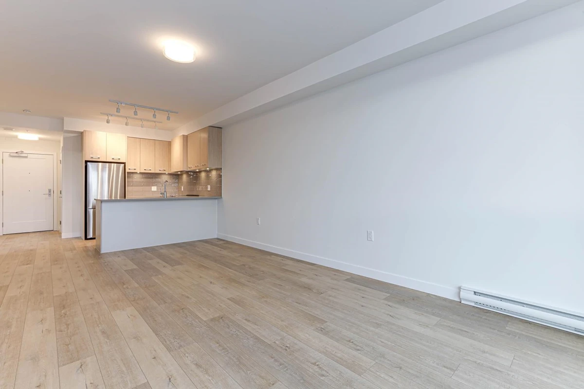 Dining Area Photo of 206 4933 Clarendon Street, Vancouver, BC