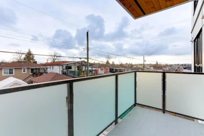 Kitchen Island Photo of 206 4933 Clarendon Street, Vancouver, BC