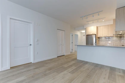 Powder Room Photo of 206 4933 Clarendon Street, Vancouver, BC