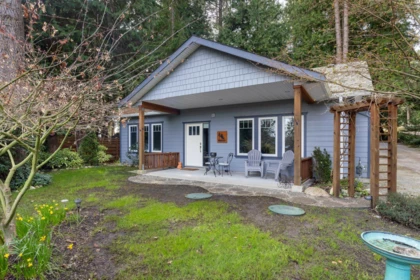 Office / Den Photo of 7616 Eureka Avenue, Halfmoon Bay, BC