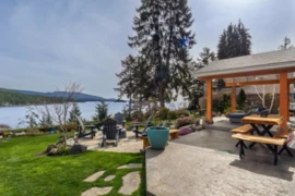7616 Eureka Avenue, Halfmoon Bay, BC