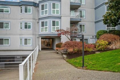 307 15941 Marine Drive, White Rock, BC, White Rock — Apartment/Condo for sale