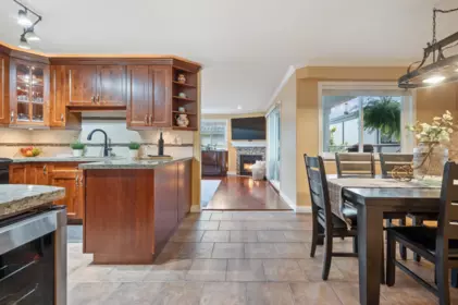 Kitchen Island Photo of 307 15941 Marine Drive, White Rock, BC