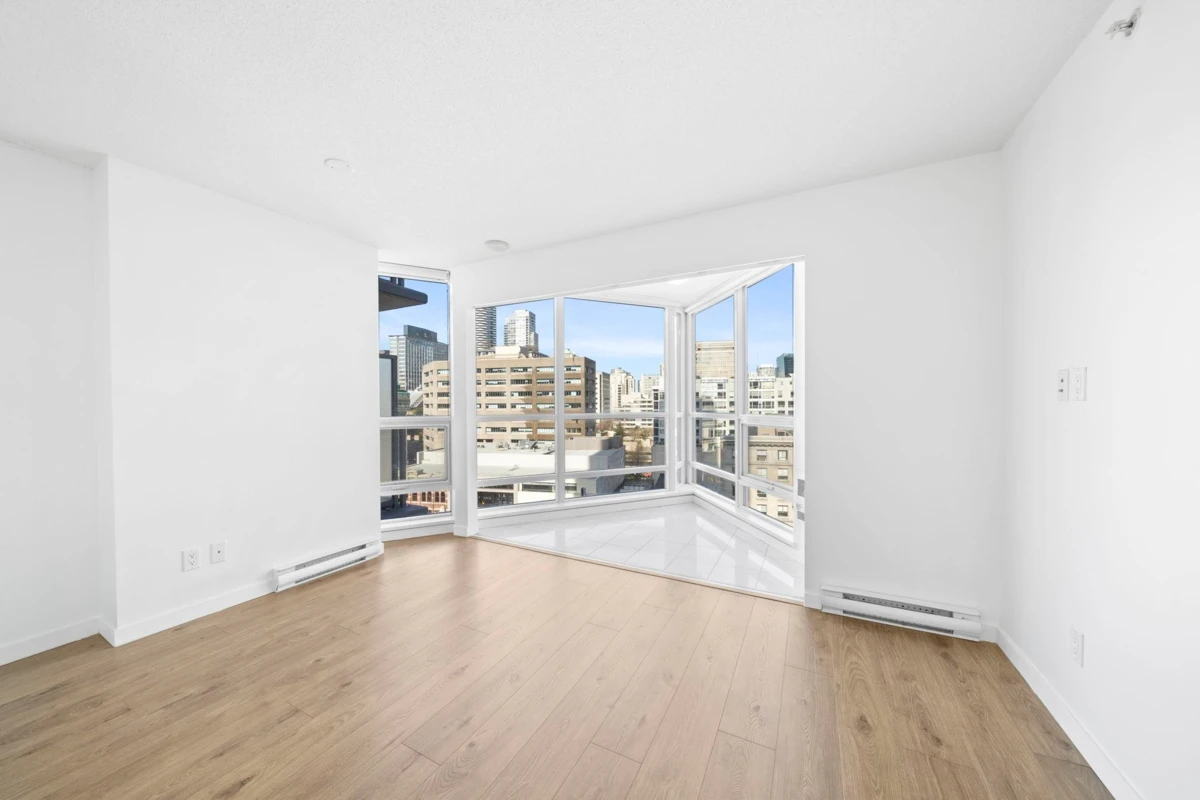 Living Room Photo of 910 833 Seymour Street, Vancouver, BC
