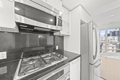 Powder Room Photo of 910 833 Seymour Street, Vancouver, BC