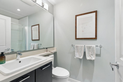 Hallway Photo of 207 217 W 8th Street, North Vancouver, BC